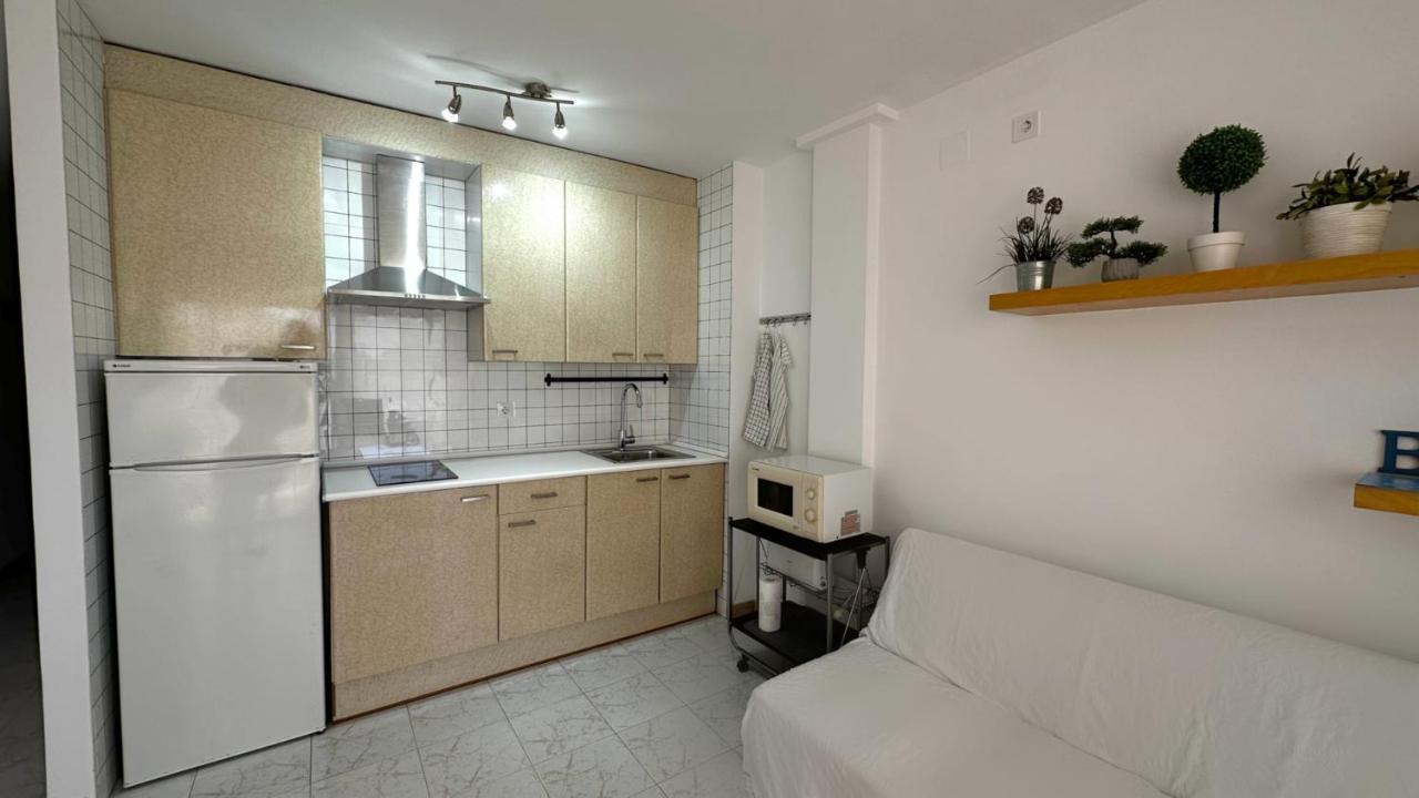 Apartamento De Playa En Santa Margarita. Roses Esterno foto